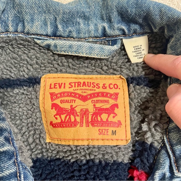 Levi's Light Blue Denim Jacket for Men Size Medium - Picture 6 of 9